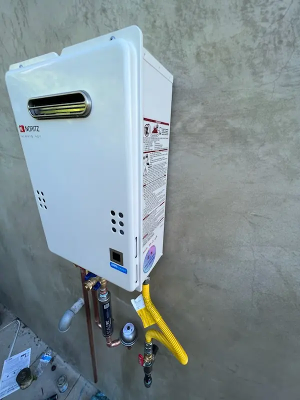 Tankless water heater installation for West Manayunk homes